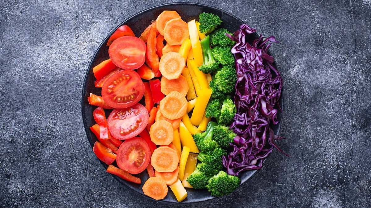 Eat a rainbow diet to boost your immunity and cut Covid-19 risk