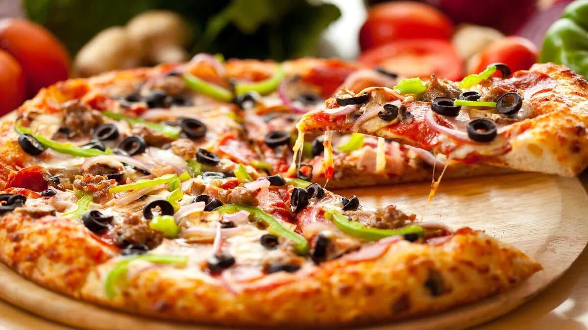 World Pizza Day: Low calorie pizza recipe that’s a diabetics delight too