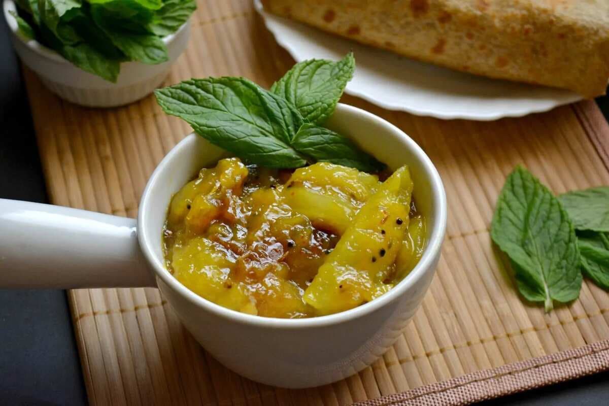 Move Beyond 'Kaccha Badam'; Try These Kaccha Aam Recipes At Home