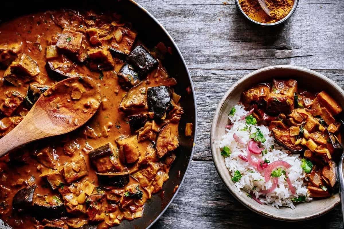 Try This Aubergine Curry Recipe For A Meat-Free Monday