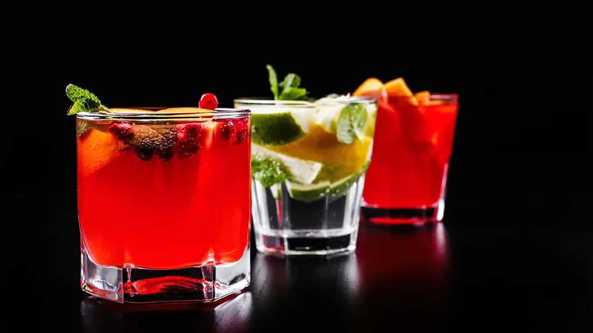 3 Popular Grenadine Drinks That Are Worth Trying