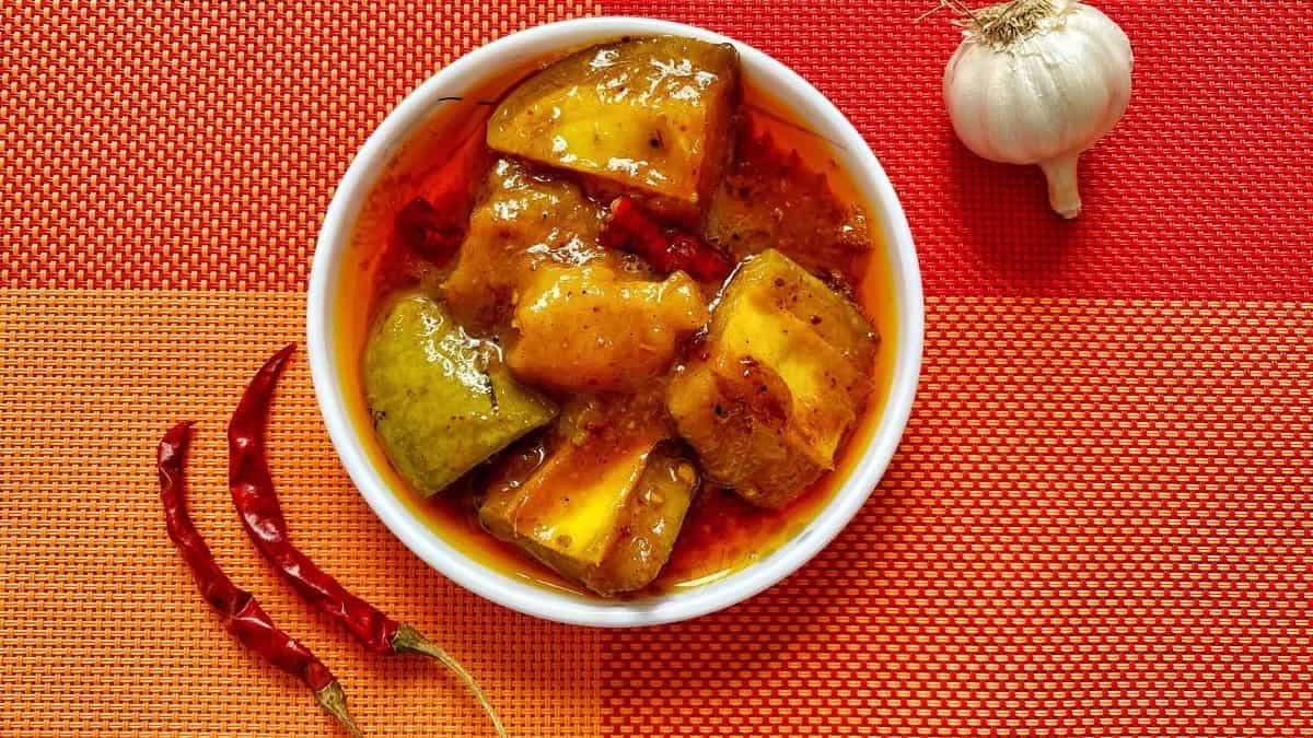 Make 1 Kg Mango Pickle To Fix your 'Aam Ka Achar' Stock At Home