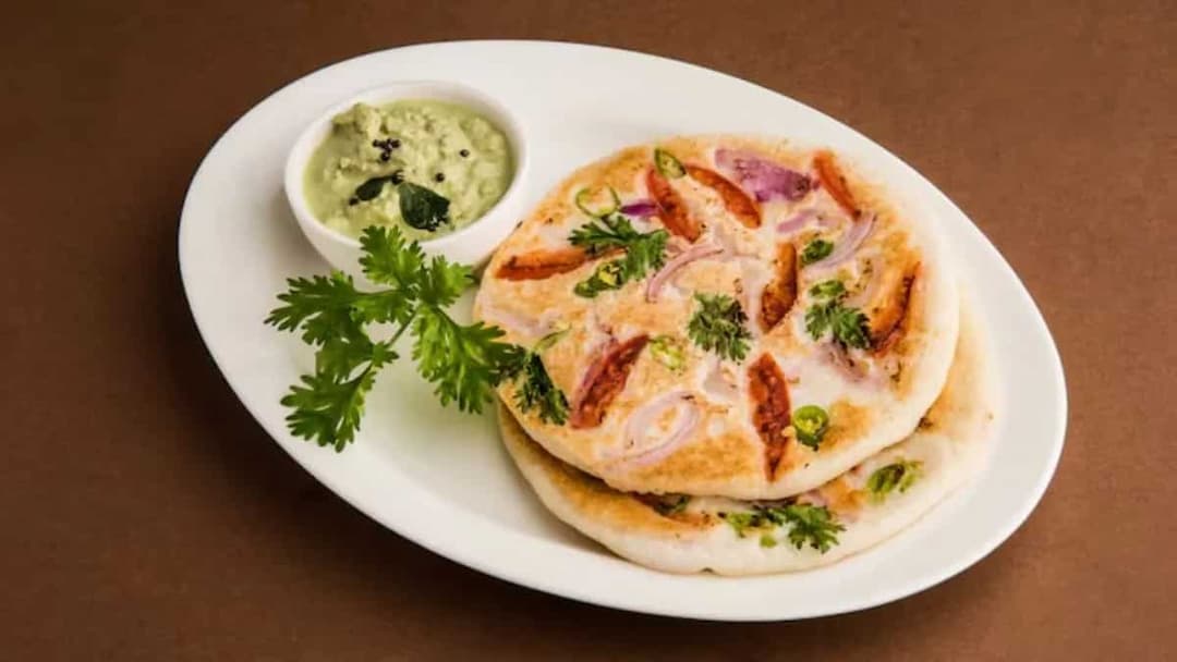 Uttapam Vs Dosa: Why This Fluffy Cousin Deserves The Spotlight