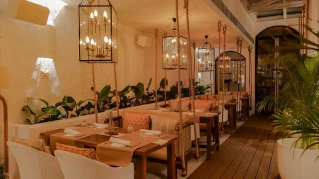 Olive Café & Bar, Kolkata: The Magic Of Winter With Cocktails