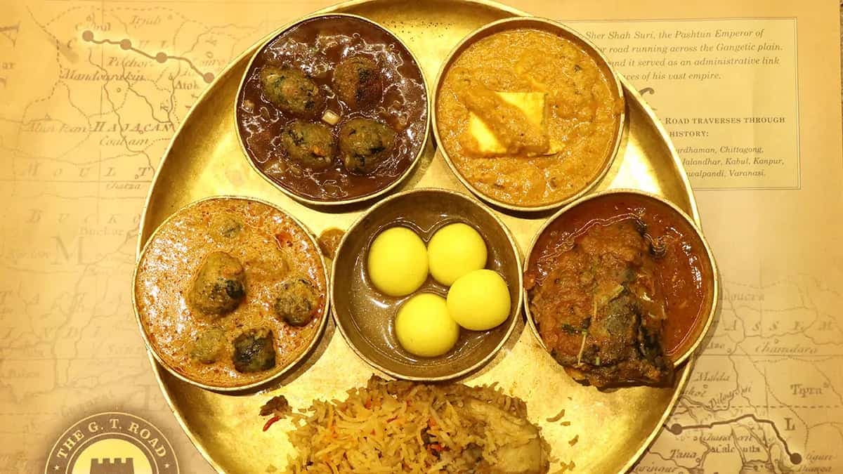 Shukto To Kosha Mangsho: Enjoy Bengali Food At This Delhi Fest