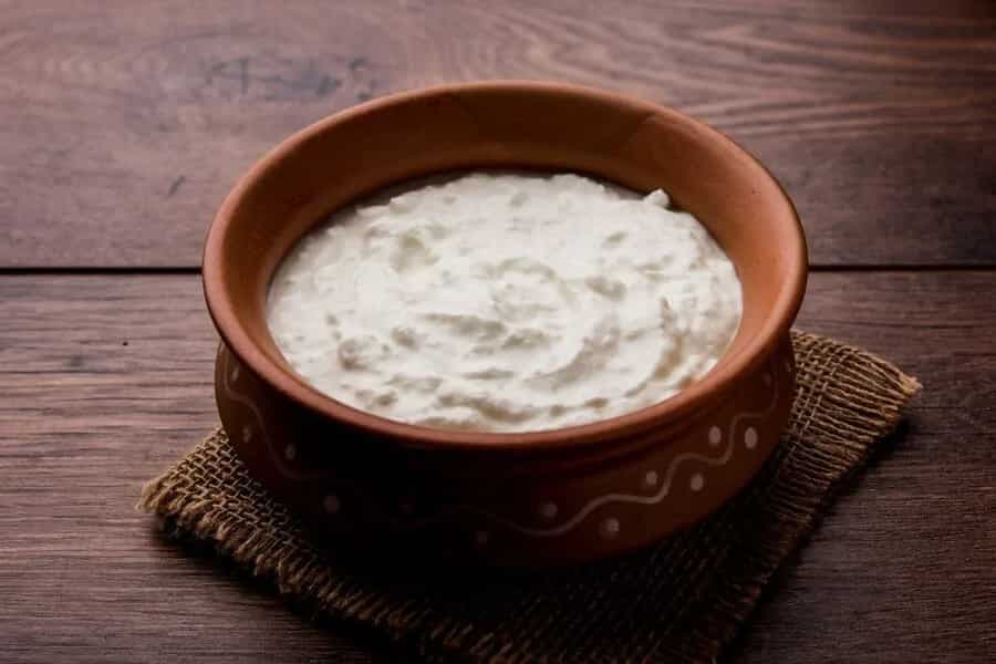 6 Tips To Make Perfect Thick, Creamy Yoghurt At Home This Summer
