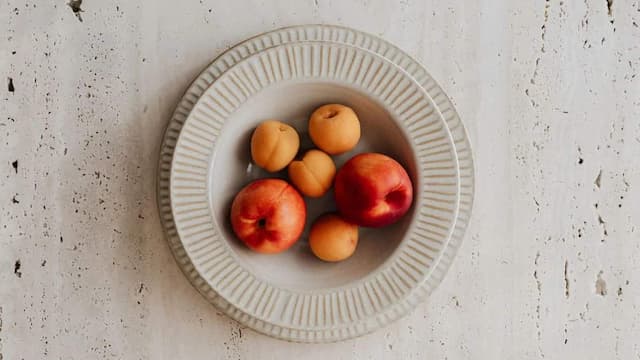 Buying Stone Fruits? Learn How To Pick The Perfect Ones