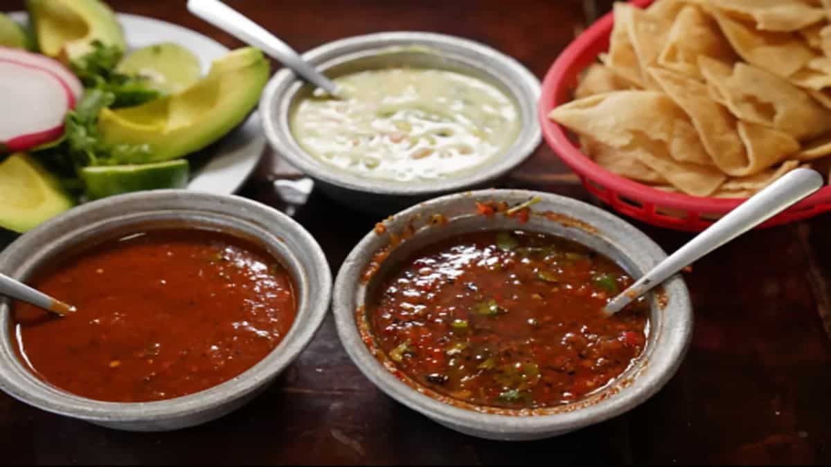Salsa Vs Picante: Key Differences Between The Two Sauces