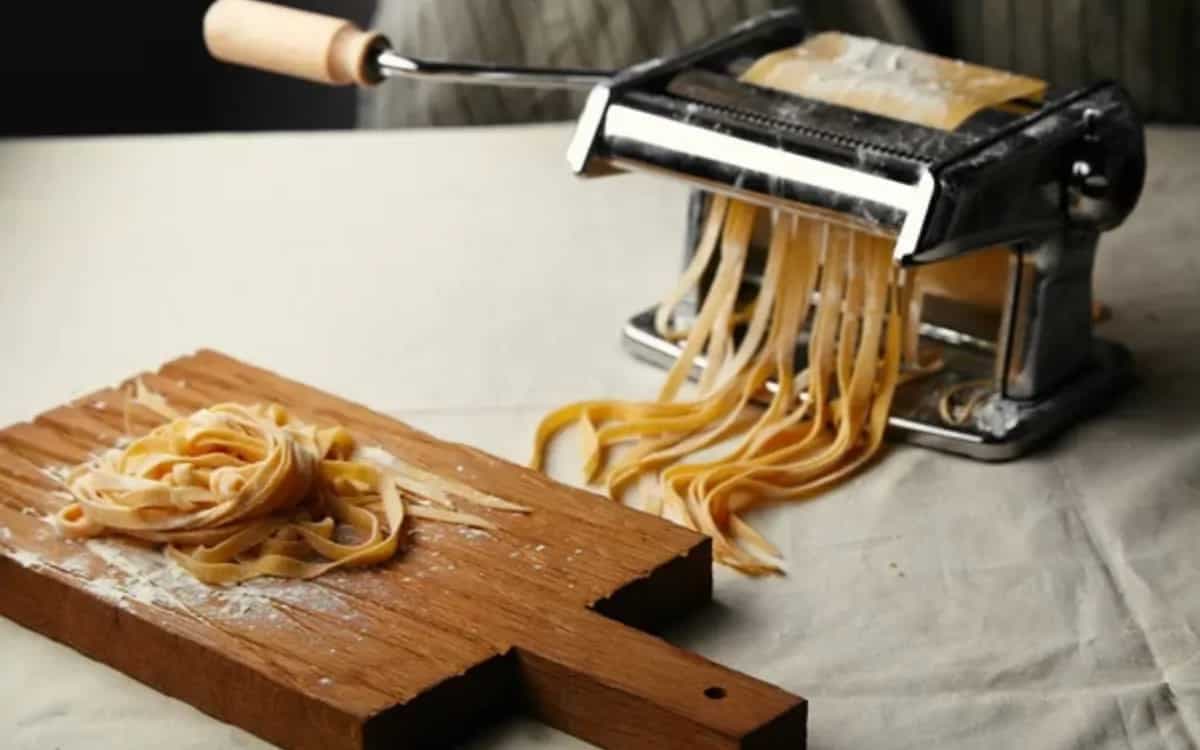 Enjoy Italian Cuisine At Home With The 5 Best Pasta Makers