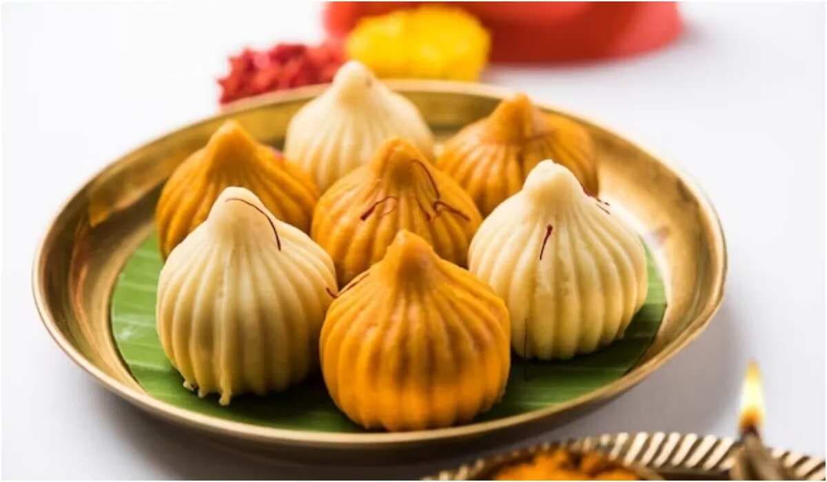 6 Popular Traditional Sweet Treats Of Maharashtra