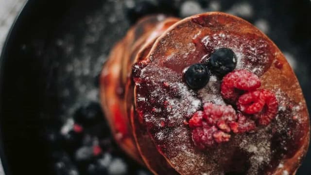 6 Christmas Pancakes To Turn Your Mornings Merry