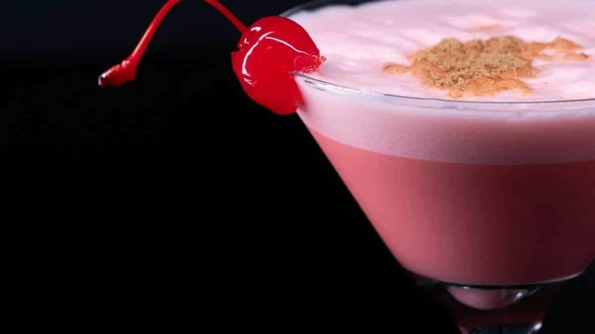 6 Reasons Why One Must Not Eat Maraschino Cherries 