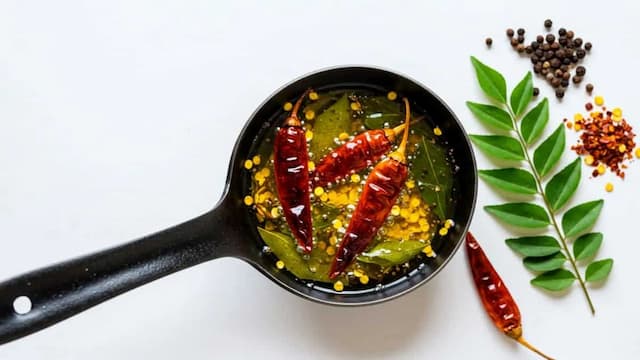 How To ‘Bloom’ Spices While Cooking: A Comprehensive Guide