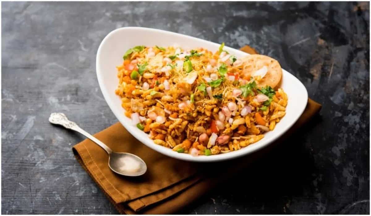 6 Easy Tips To Make Street-Style Bhel Puri At Home