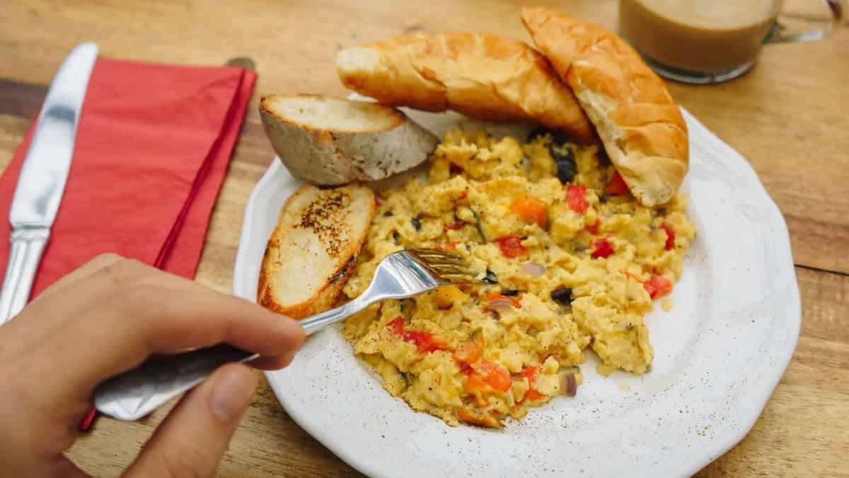 Love Scrambled Eggs? Here Are 5 Different Recipes To Try At Home