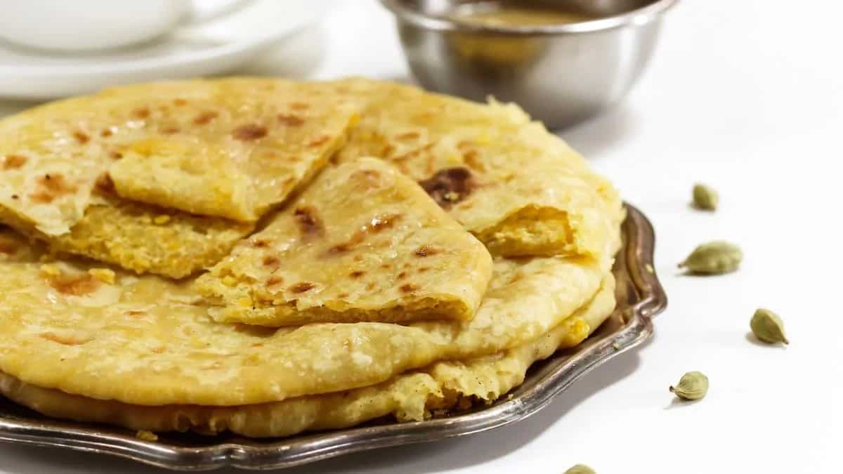Beyond Pav, 6 Unique Maharashtrian Breads You Should Know