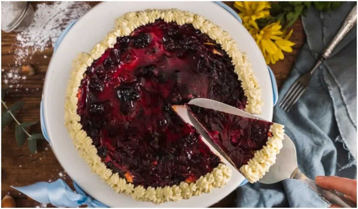Craving Mulberries? 7 Dishes That You Can Enjoy This Summer