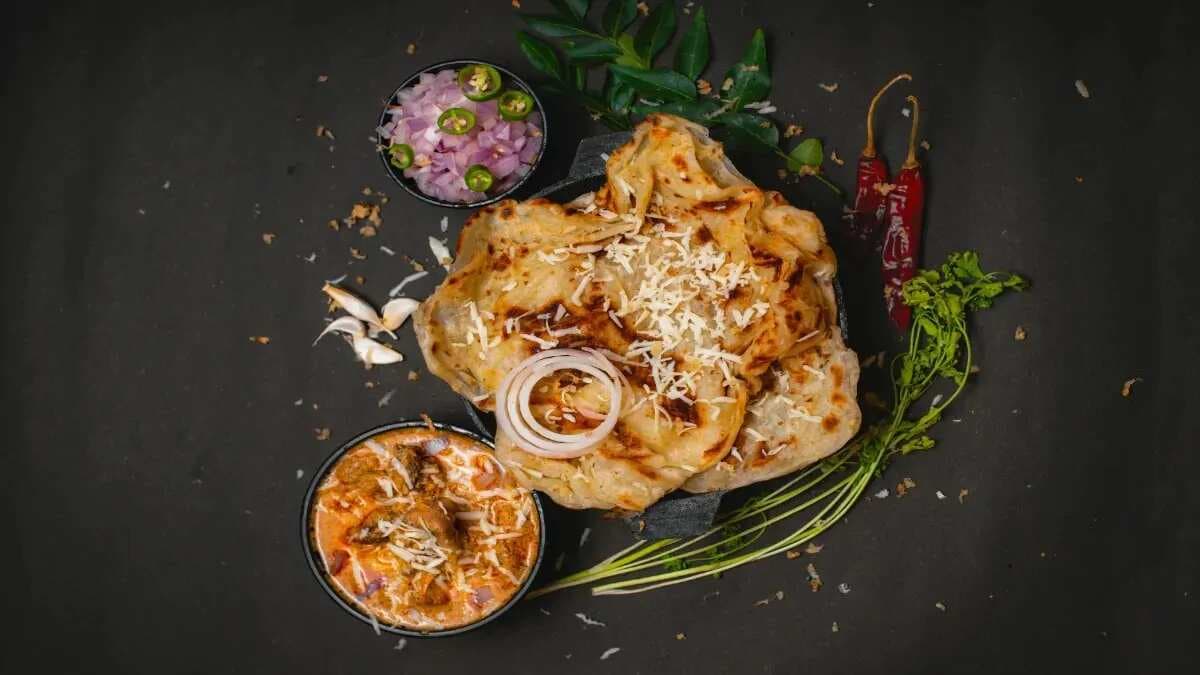 8 Simple And Easy Parathas For Lazy Late-Night Meals