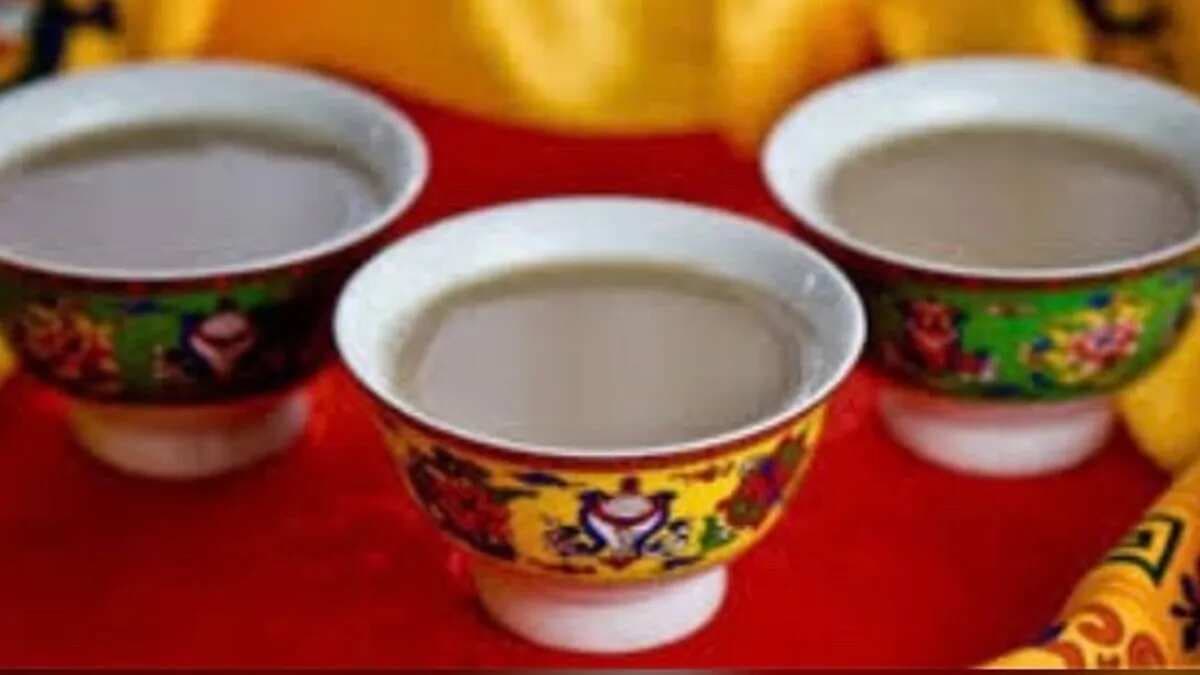 6 Famous Drinks of Ladakh, From Chhang To Butter Tea