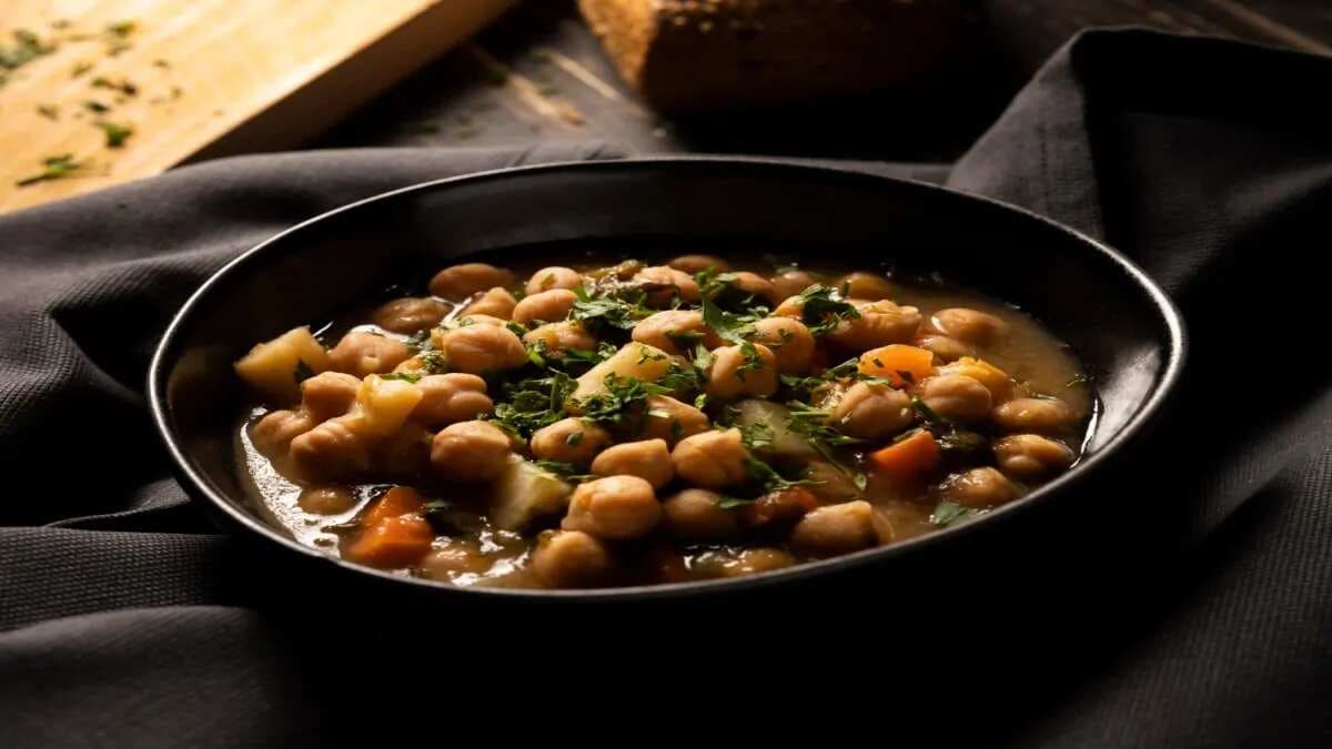 Chole To Matar Aloo, 10 Traditional Indian Dishes For Anemia