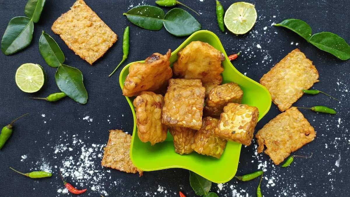 Introduction To Tempeh And 8 Benefits As A Vegan Meat  
