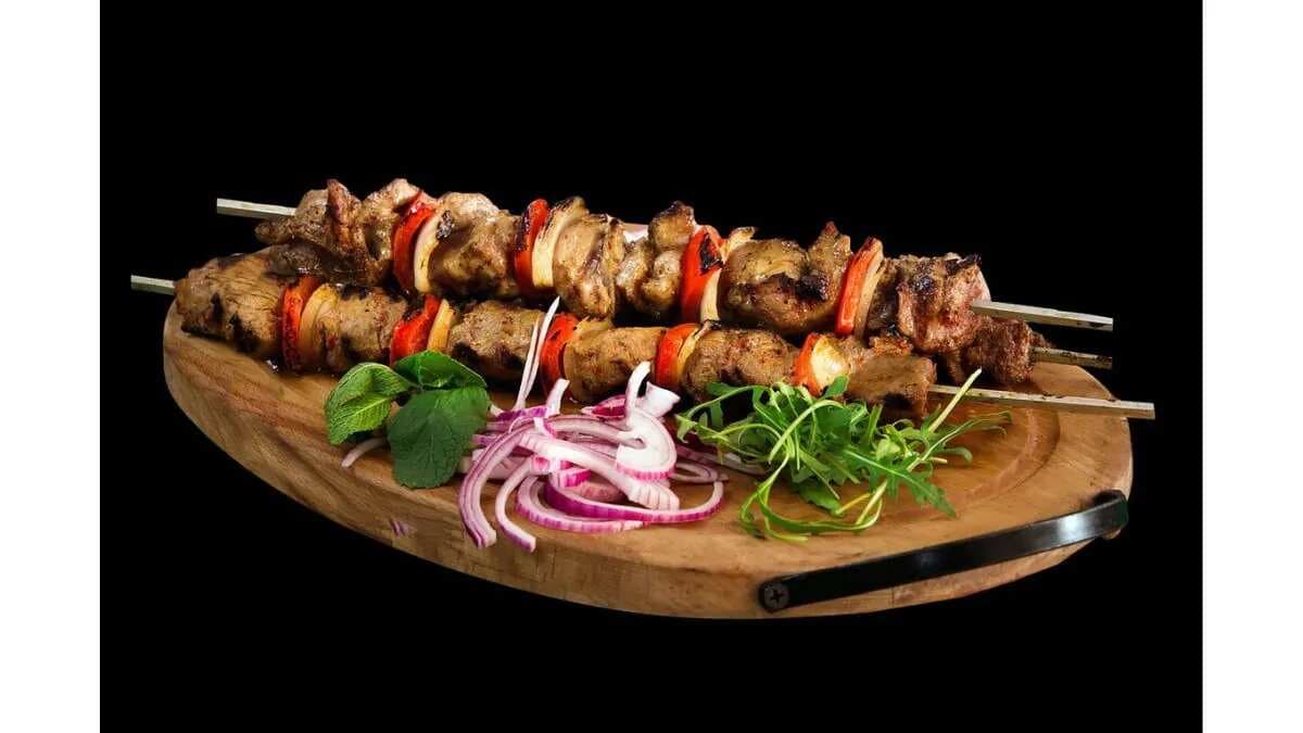 Chelo Kebab: Persian Iconic Grilled Meat & Saffron Rice