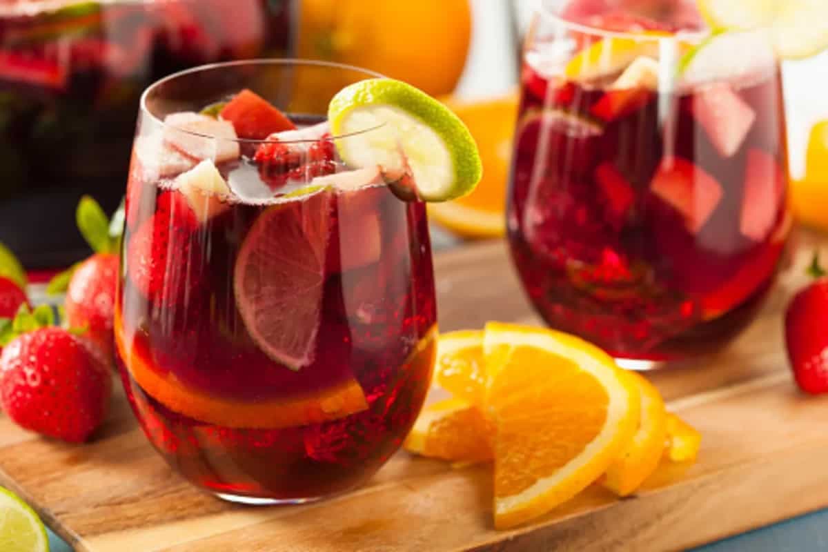 Zesty Fruit Wines: Tracing Back Their Origins And Types
