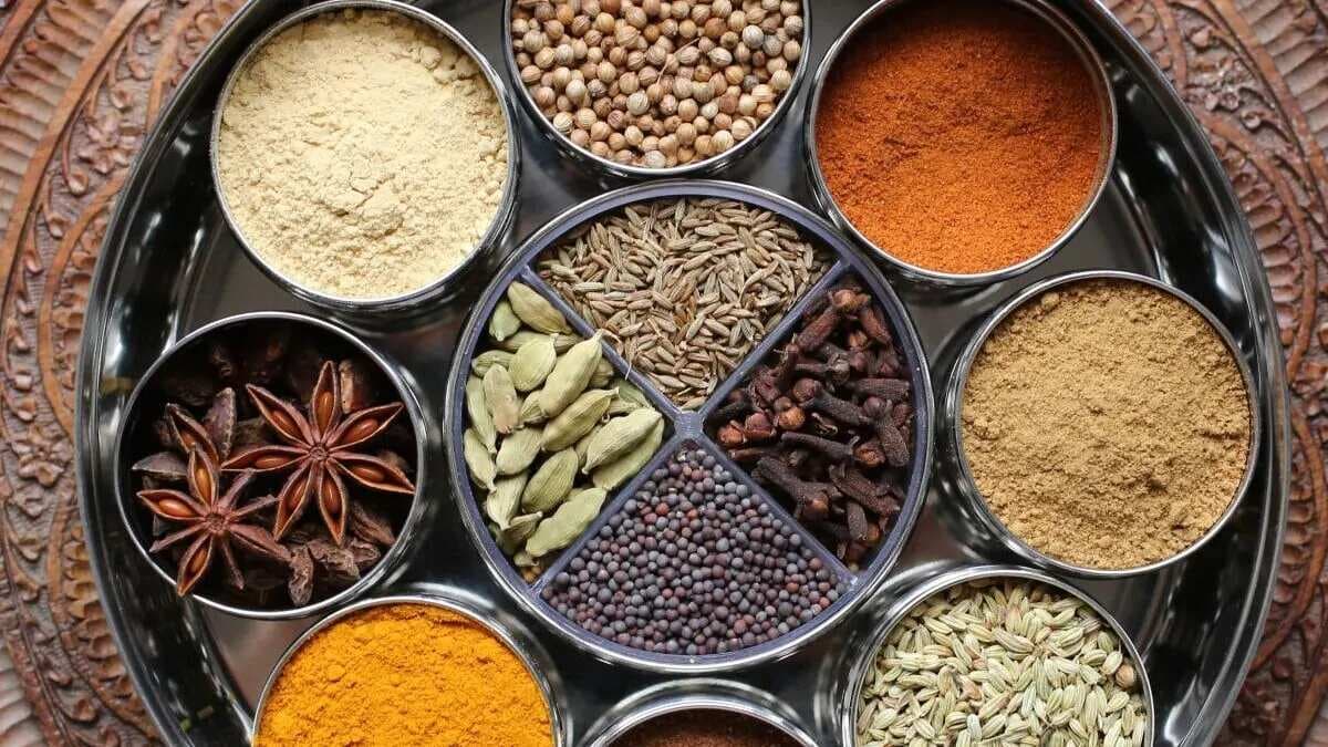 Tips To Clean Your Spice Box To Keep It Fresh And Happy
