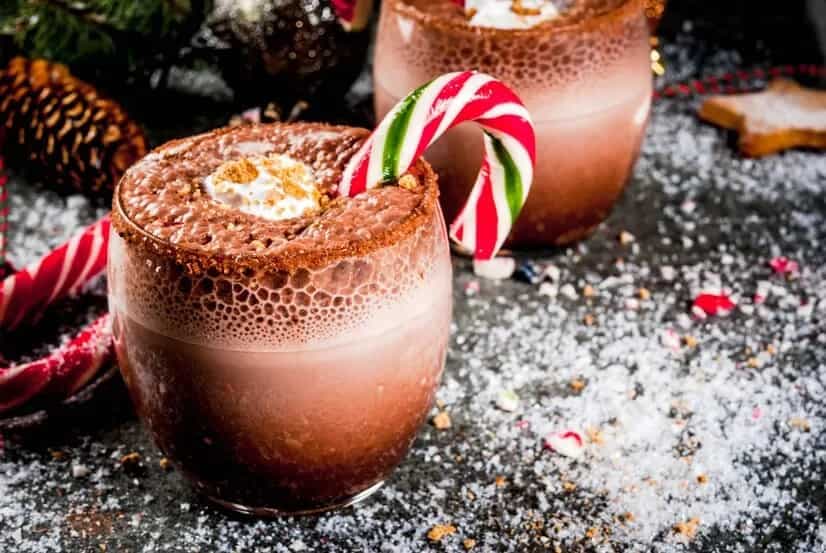 Homemade Peppermint Punch To Jazz Up Your Evening Parties