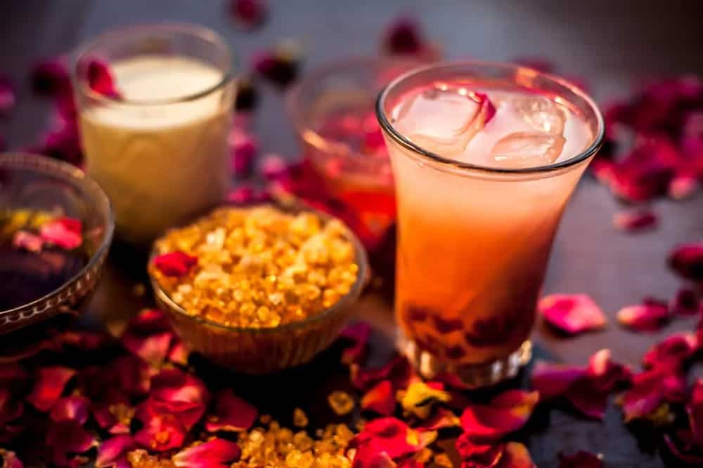 Valentine's Day: Impress Your Loved One With Rose Water Recipes 