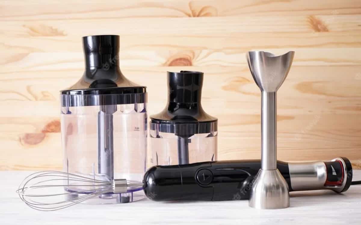Top 7 Hand Blender Brands To Gift To Your Loved Ones