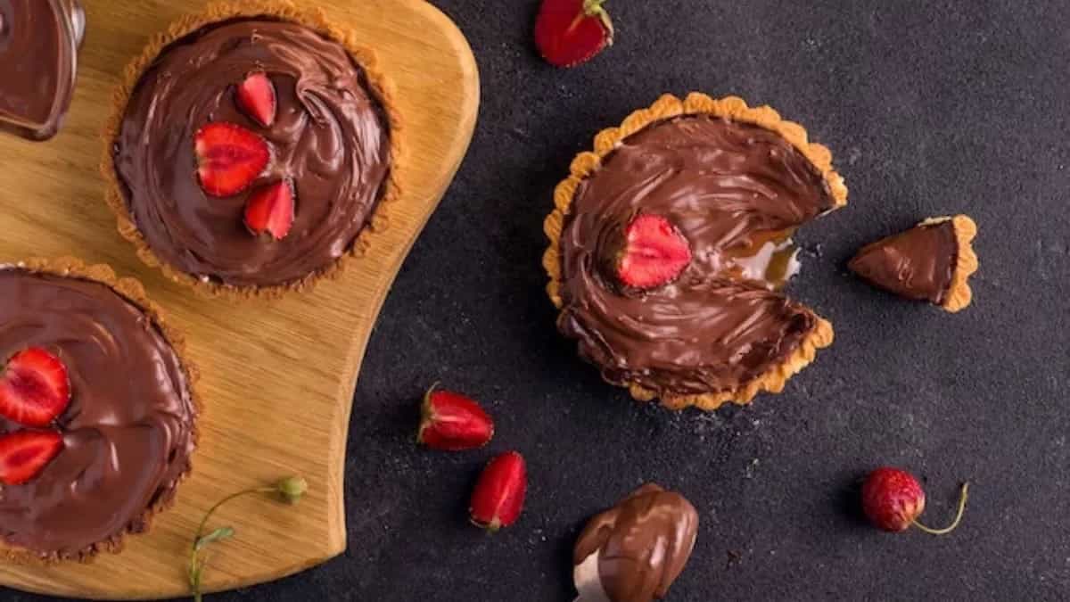 5 Delicious Desserts You Can Make With A Milk Chocolate Bar