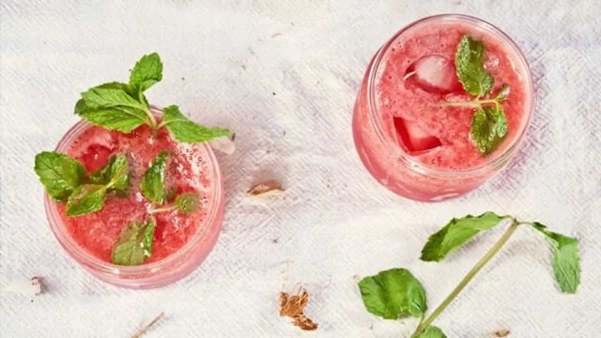 6 Peppermint Mocktails To Sip On This Evening