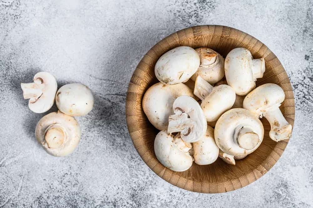 Button Mushrooms 