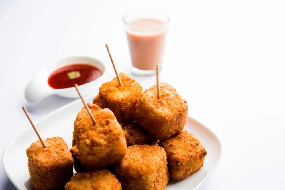 Corn Flakes Crumbed Paneer 