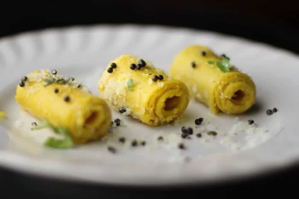 A Local’s Guide To Gujarati Street Snacks You Must Try In Summer