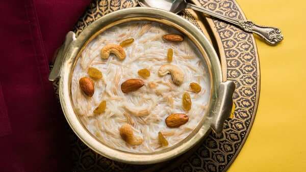 Celebrate Rakhi with these 5 sugar-free, low calorie desserts