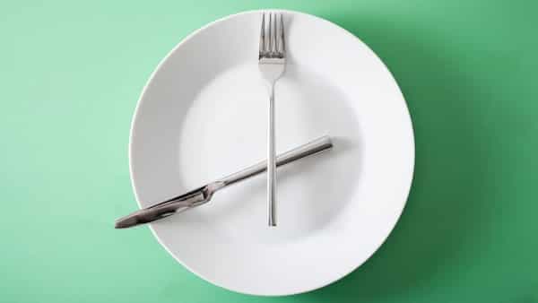 Don't starve till you faint! Know the difference between fasting and starving
