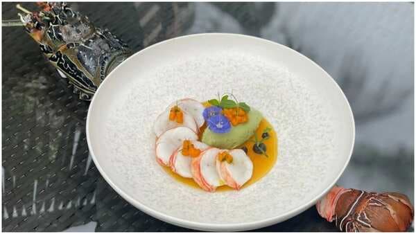 Tease the foodie in you with Poached Mango Lobster. Recipe inside
