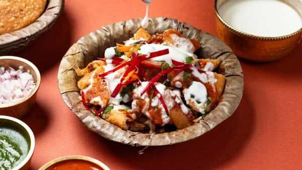 World Samosa Day 2022 special recipe: Celebrate by whipping up a delicious snack of Chole Samosa Chaat that serves 6