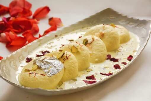 Try This Authentic Semolina Rasmalai For Your Loved Ones This Eid