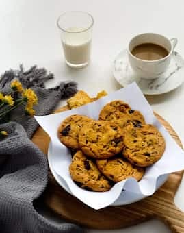 Tea Time Snacks: Can Cookies Be Synonymous To Biscuits? 