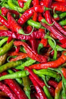 4 Spiciest Foods From Around The World That Can Make You Burn  