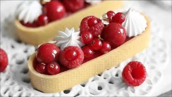 Recipe: Paint your Friday ruby red with these tantalising raspberry tartlets
