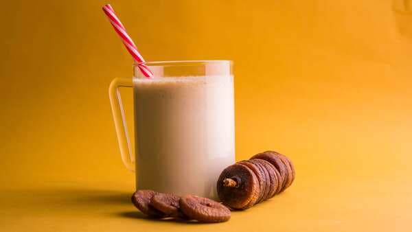 Anjeer milk is the ultimate health drink your body needs! Here's why