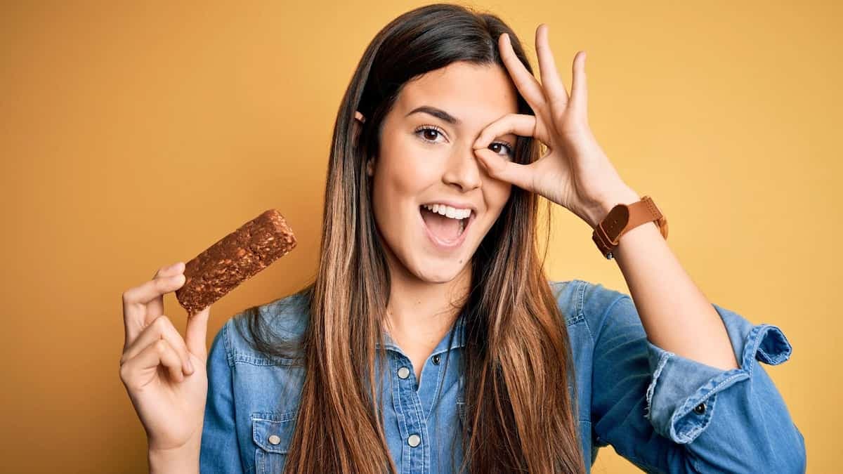 Confused about the kind of protein bar to pick? Here’s how to make your choice