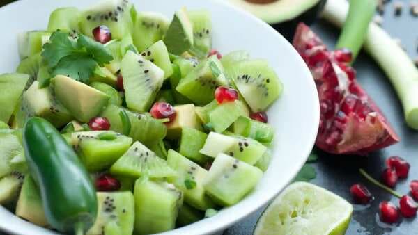 In the mood to nibble on a healthy and delicious snack? Try out Pooja Makhija’s Chilean kiwi salsa