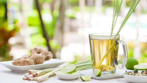 Meet lemongrass tea, your go to sipper for all sorts of health maladies