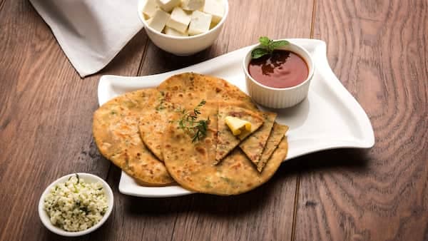 Breakfast recipe: Start your weekend with a quick and easy methi bajra paratha