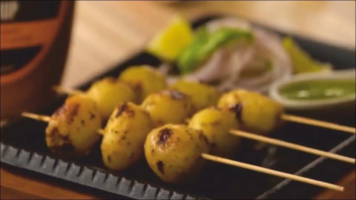 Monsoon recipe: Move over regular pakodas and try caramelised BBQ potatoes